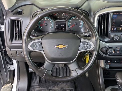 Used 2022 Chevrolet Colorado LT w/ Fleet Safety Package RWD image 13
