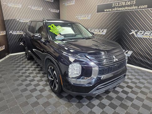 Used 2022 Mitsubishi Outlander ES image 7