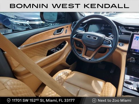 Used 2023 Jeep Grand Cherokee Summit image 14