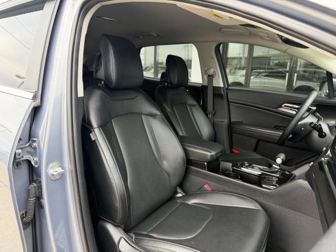 Used 2023 Kia Sportage EX image 20