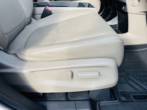 Used 2018 Honda Odyssey Elite image 16