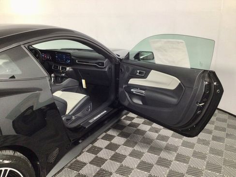 New 2025 Ford Mustang Premium image 30