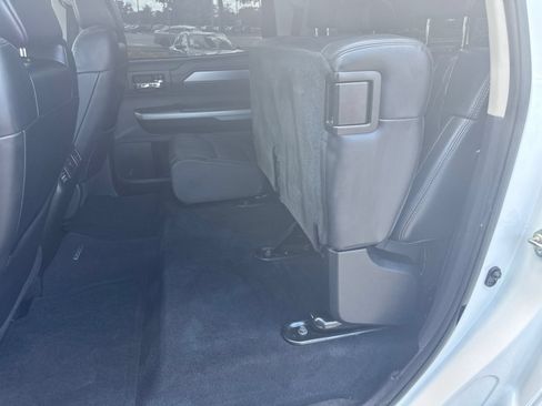 Used 2019 Toyota Tundra Platinum AWD/4WD image 45