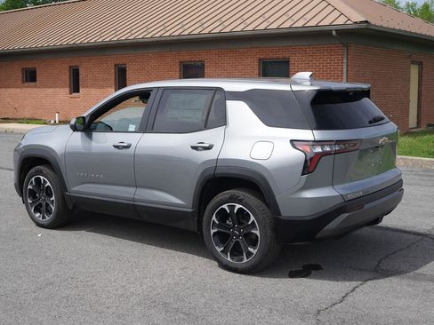 New 2025 Chevrolet Equinox LT w/ Safety and Technology Package image 6