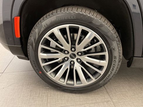 New 2025 Jeep Wagoneer Series II image 6