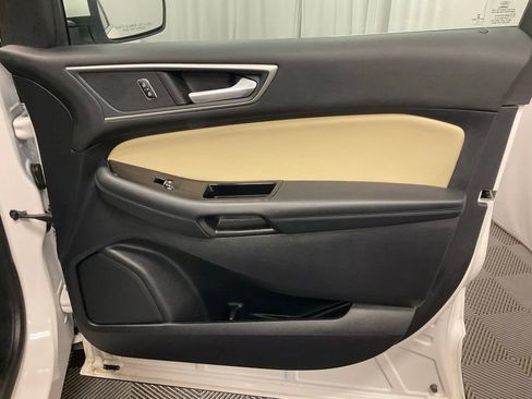 Used 2019 Ford Edge SEL w/ Equipment Group 201A AWD/4WD image 30