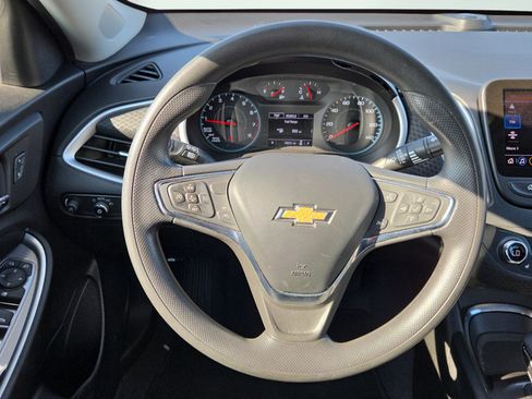 Used 2023 Chevrolet Malibu LT FWD image 29