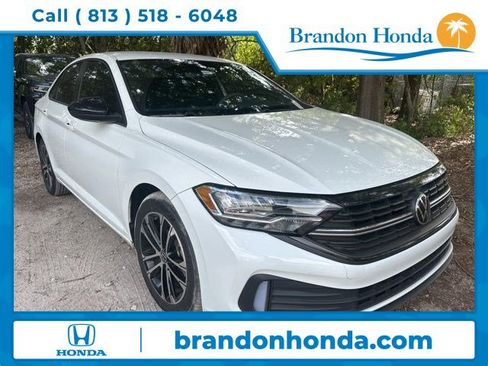 Used 2023 Volkswagen Jetta Sport FWD image 1