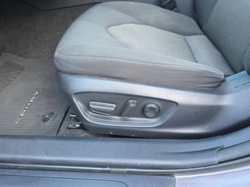 Used 2023 Toyota Camry LE FWD image 10