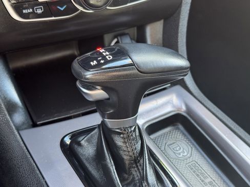 Used 2022 Dodge Charger SXT w/ Blacktop Package image 20