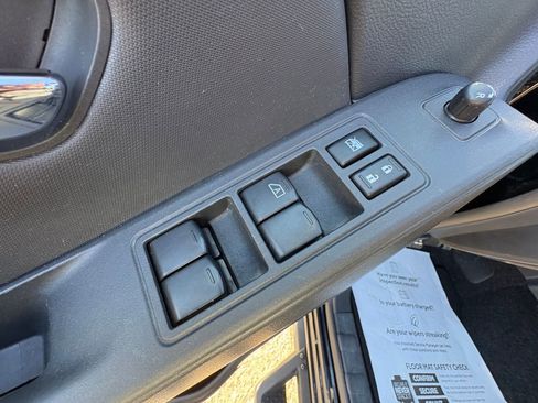 Used 2022 Nissan Frontier PRO-4X w/ Off-Road Protection Package image 23