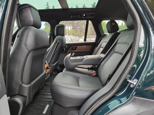 Used 2019 Land Rover Range Rover Supercharged AWD/4WD image 17