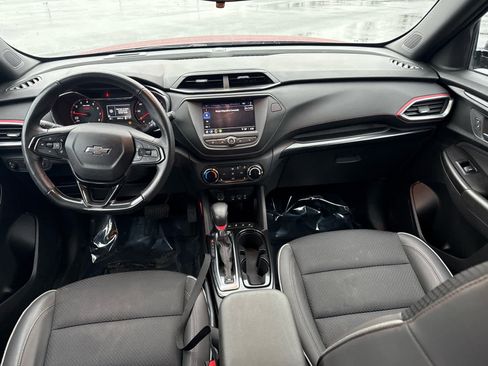 Used 2023 Chevrolet TrailBlazer RS image 12