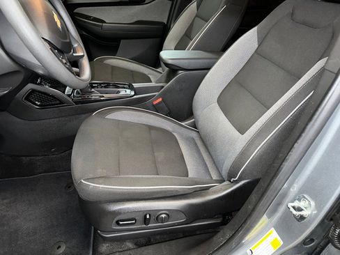 Certified 2023 Chevrolet TrailBlazer LT w/ Convenience Package image 5