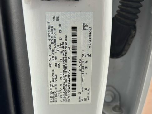 Used 2019 Ford F250 XLT w/ XLT Value Package image 42