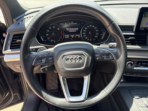 Used 2020 Audi Q5 2.0T Premium AWD/4WD image 18
