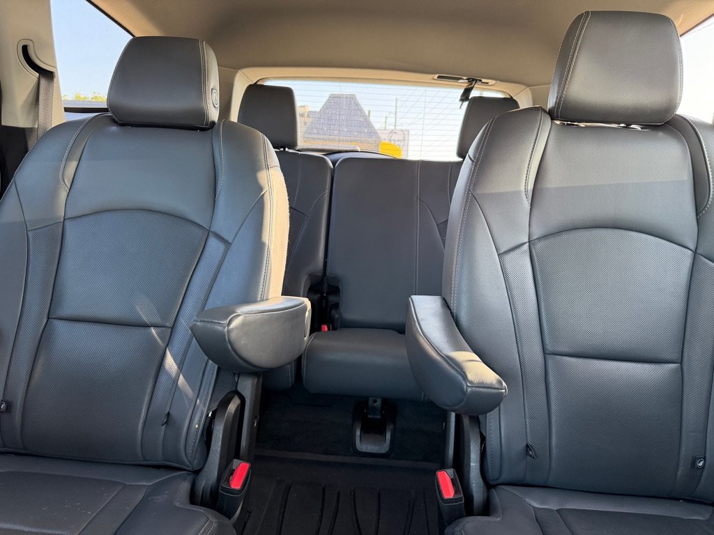 Used 2018 Buick Enclave Essence w/ Trailering Package FWD image 28