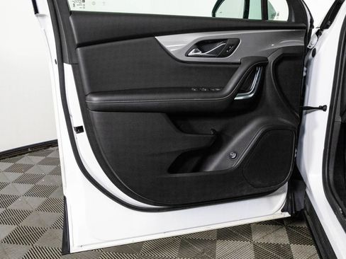 Certified 2024 Chevrolet Blazer LT w/ Convenience Package image 36