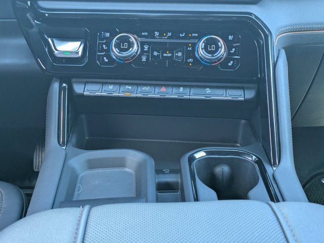 Used 2025 GMC Sierra 2500 AT4 w/ AT4 Premium Plus Package AWD/4WD image 21
