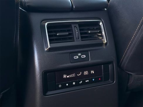 Used 2024 MAZDA CX-90 3.3 Turbo w/ Premium Package image 21