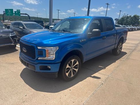 Used 2019 Ford F150 XL w/ Equipment Group 101A Mid AWD/4WD image 4