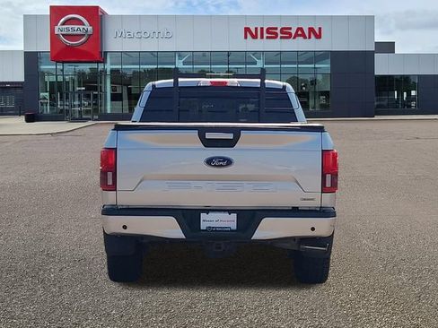 Used 2018 Ford F150 XLT w/ Equipment Group 302A Luxury AWD/4WD image 6