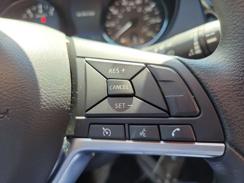 Used 2021 Nissan Rogue Sport S FWD image 22