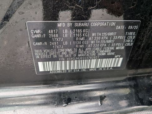 Used 2025 Subaru Crosstrek 2.5i Wilderness w/ Crosstrek Mirror Package image 32