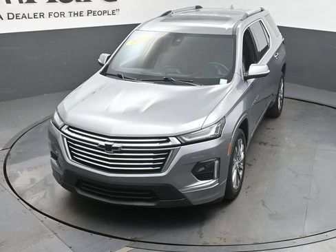 Used 2023 Chevrolet Traverse Premier w/ LPO, Floor Liner Package AWD/4WD image 47