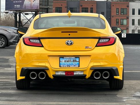 New 2026 Toyota GR86 YUZU Limited image 6