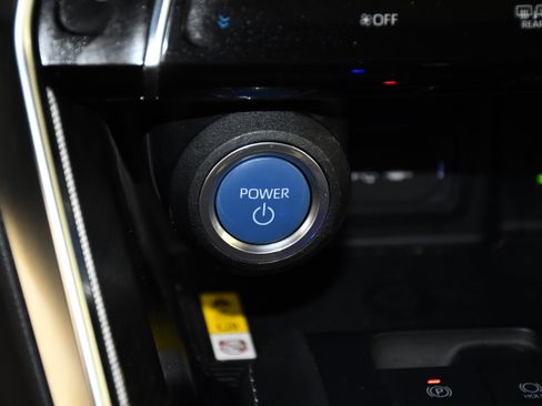 Used 2021 Toyota Venza Limited AWD/4WD image 24
