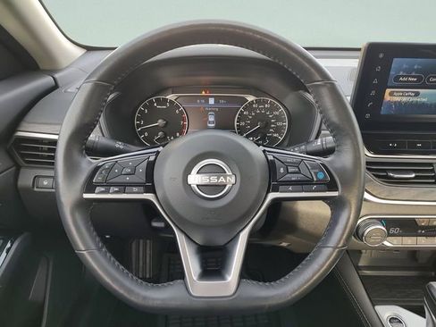 Used 2024 Nissan Altima 2.5 SL image 11