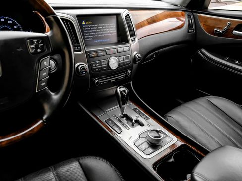 Used 2013 Hyundai Equus Signature image 28