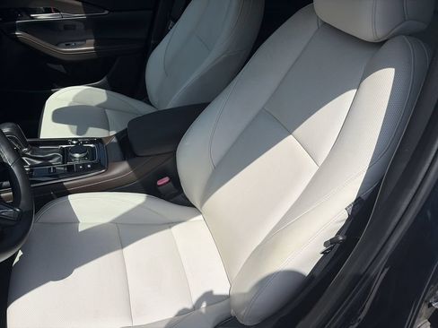 Used 2021 MAZDA CX-30 FWD 2.5 S w/ Premium Package image 11