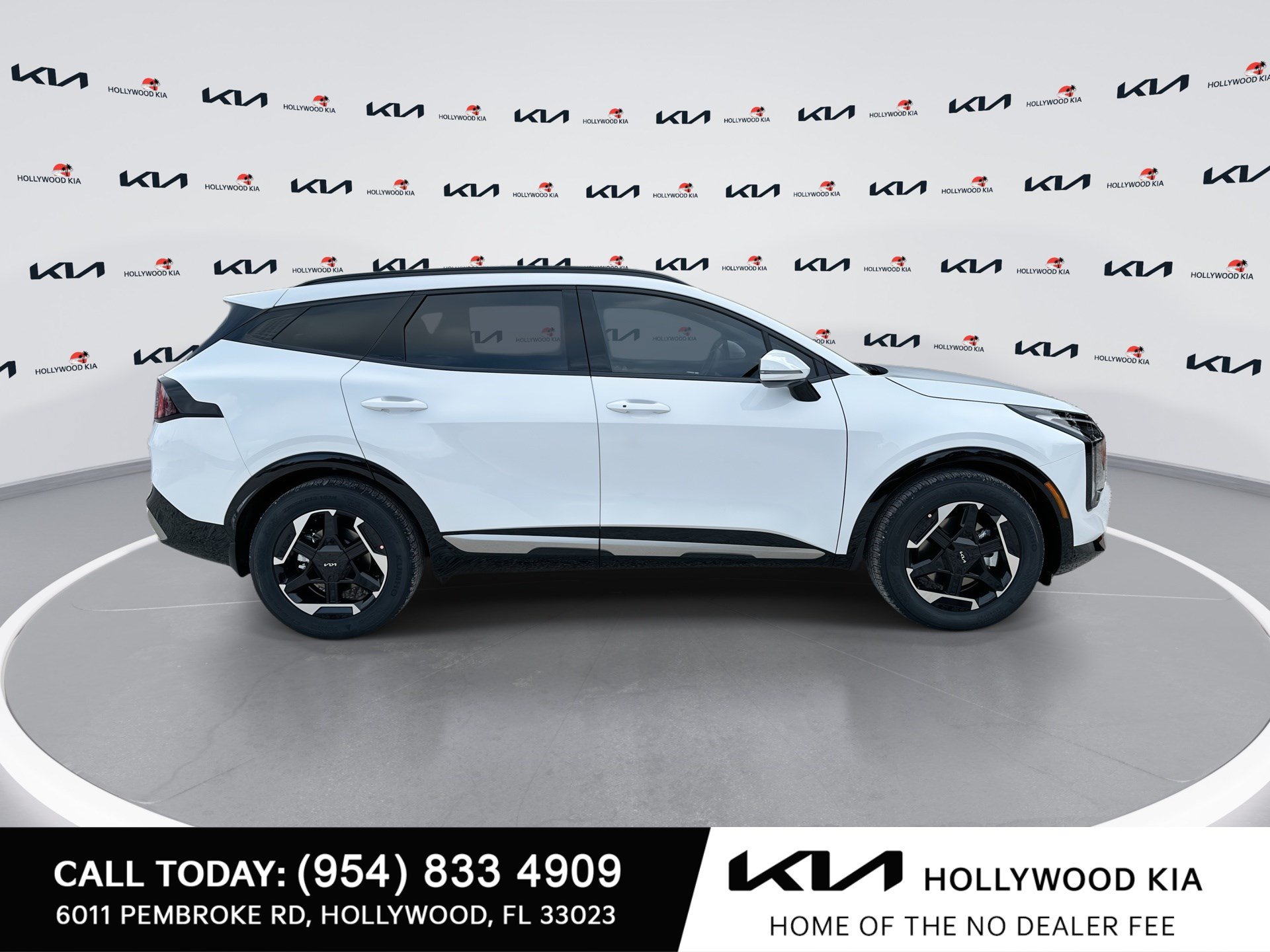 New 2026 Kia Sportage SX FWD image 9