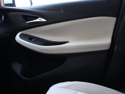 Used 2020 Buick Encore GX Preferred FWD image 16