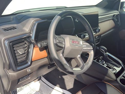 Used 2025 GMC Canyon AT4 w/ AT4 Premium Package image 16
