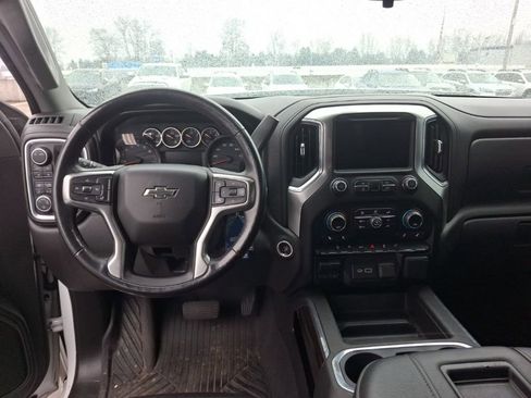 Used 2020 Chevrolet Silverado 1500 LT Trail Boss image 13