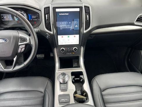 Certified 2024 Ford Edge SEL w/ Convenience Package image 24