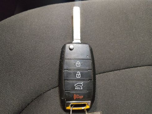 Used 2019 Kia Soul image 32