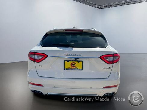 Used 2019 Maserati Levante GranLusso AWD/4WD image 5