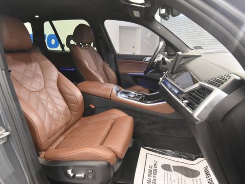 Used 2024 BMW X5 xDrive40i w/ Premium Package AWD/4WD image 18