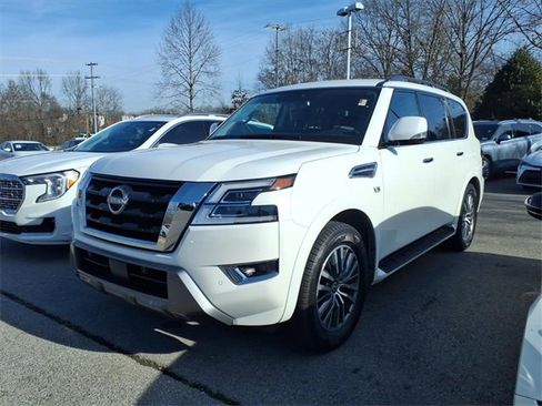 Certified 2021 Nissan Armada SV w/ SV Appearance Package image 4