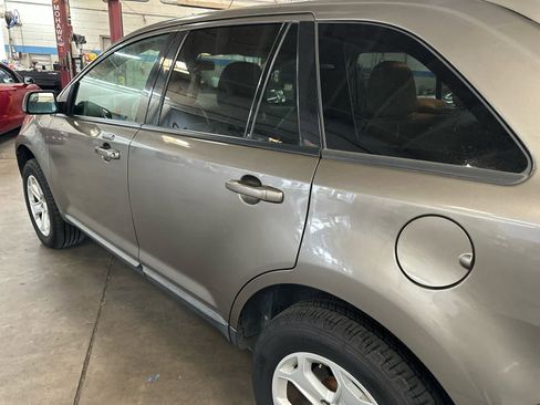 Used 2013 Ford Edge SEL image 22