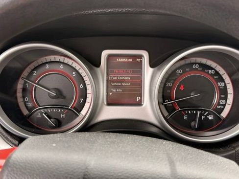 Used 2018 Dodge Journey SE w/ Blacktop Package FWD image 12