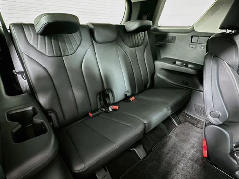 Used 2023 Hyundai Palisade Limited FWD image 29