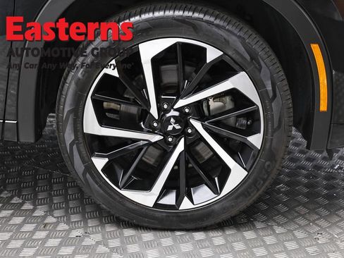 Used 2022 Mitsubishi Outlander SEL AWD/4WD image 32