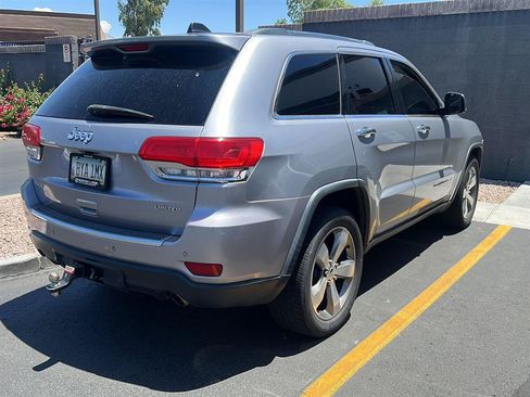 Used 2014 Jeep Grand Cherokee Limited AWD/4WD image 4