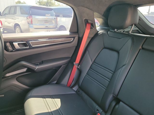 Used 2023 Porsche Cayenne GTS AWD/4WD image 16