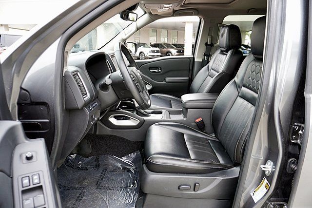 Certified 2024 Nissan Frontier SL w/ Technology Package RWD image 21
